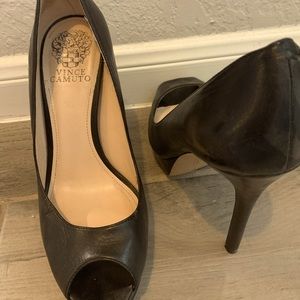 Vince Camuto, Peep Toes
